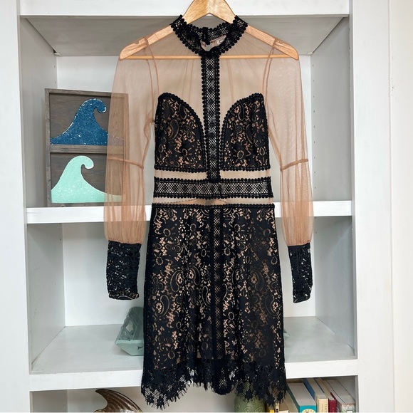 For Love And Lemons Dresses & Skirts - For Love & Lemons Vivian Mini Lace Dress